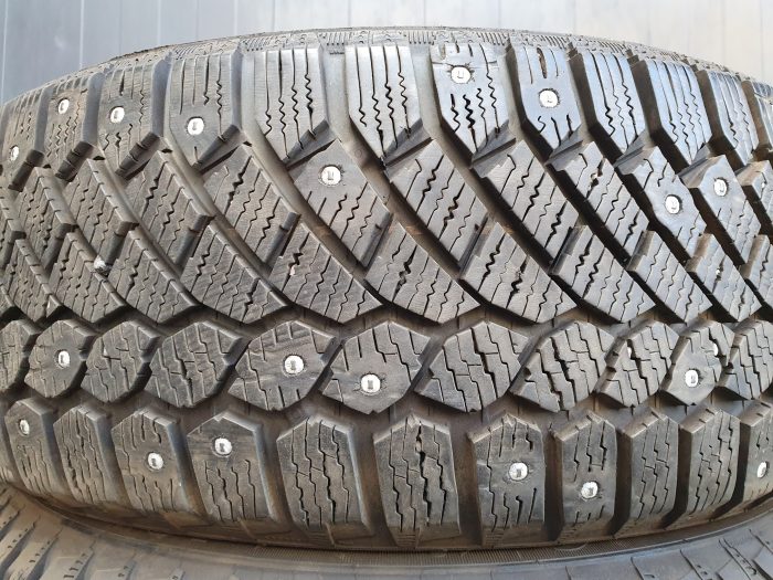 Continental ContiIceContact 195/55R15 - Image 2