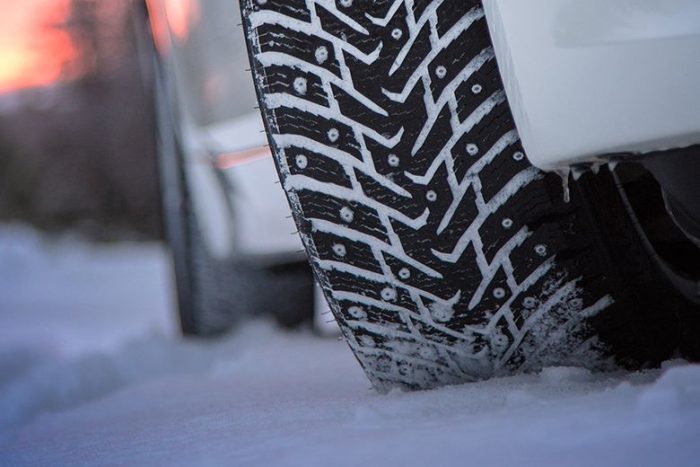Nokian Hakkapelitta 8 225/55 R17 - Image 2