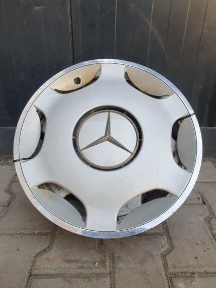 Mercedes ratlankiu gaubtai R15 8vnt