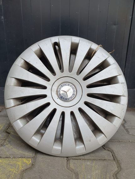 Mercedes ratlankiu gaubtai R17 4vnt