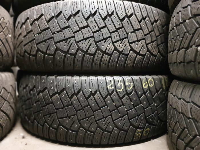 Continental IceContact padangos 235/60R18 - Image 1
