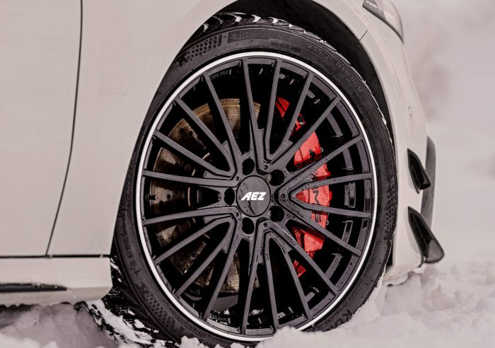 AEZ Nauji ratlankiai 5x112R18 CB 66.6 - Image 1