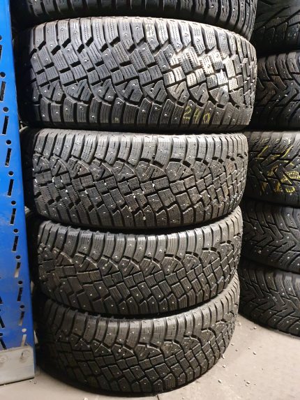 Continental IceContact2 dygliuotos padangos 225/55R18