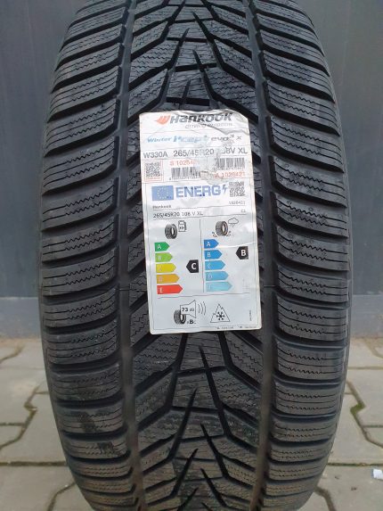 Hankook W330 Winter i*cept evo3 SUV 265/45R20 108V XL