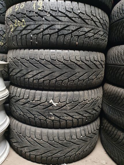 Nokian naudotos padangos  235/50R19