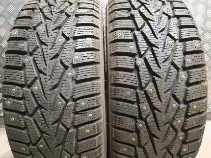 Nokian Hakapelliita 7 dygliuotos 215/55R16