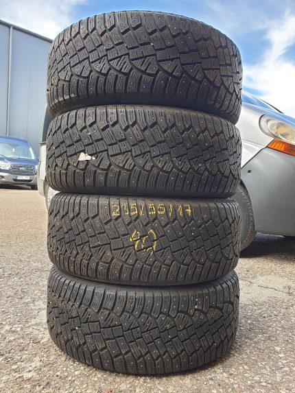 Continental IceContac 2 235/55R17 Dygliuotos