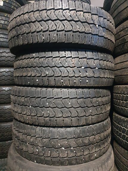 Continental ziemines padangos195/70R15c