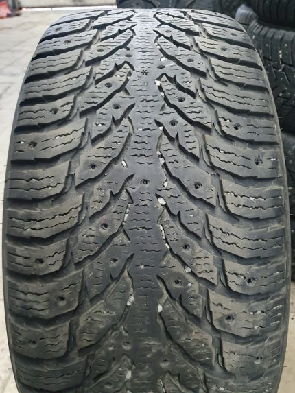 Nokian hakkapeliitta 9 275/45R20 padangos