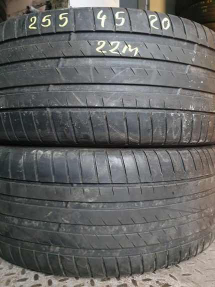 Michelin Pilot Sport 4 SUV 255/45R20