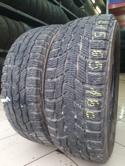 Nokian hakkapeliitta CR3 215/65R16C ziemines padangos