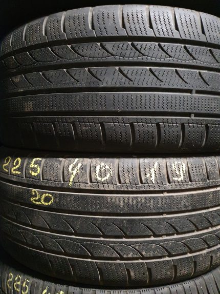 Tracmax 225/40R19 padangos