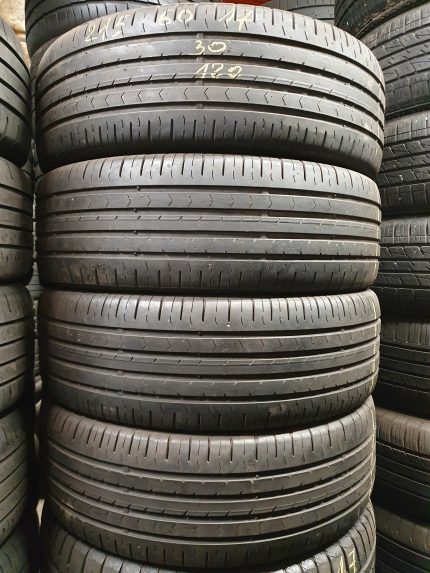 Continental 215/60R17 padangos