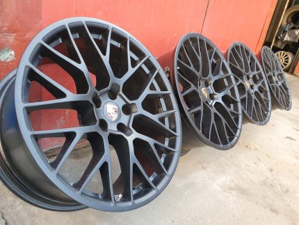 Porsche Macan ratlankiai 5x112 R20  BBS